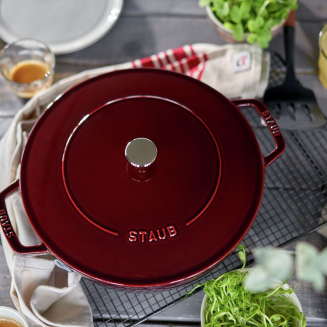 Głęboka patelnia do duszenia z pokrywą Staub Chistera 28 cm grenadine red - 4