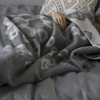 Koc Lapuan Kankurit SAIMAANNORPPA white-grey 130x180 cm - 4