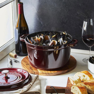 Garnek żeliwny okrągły Staub Grenadynowy 3.8 l - 6