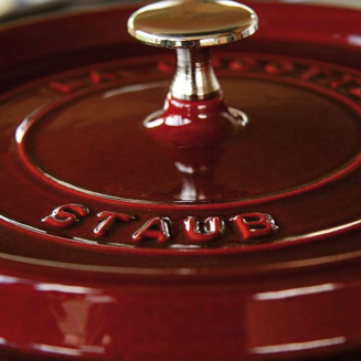 Garnek żeliwny okrągły Staub Grenadynowy 3.8 l - 4