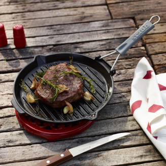 Żeliwna patelnia grillowa Staub ze składaną rączką 27 cm - 3
