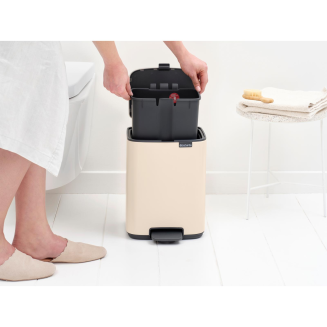 Kosz pedałowy Brabantia Bo 7 l Soft Beige - 10