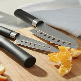 Nóż Santoku z otworami BergHOFF Codon 12.5 cm - 3