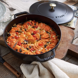 Głęboka patelnia do duszenia z pokrywą Staub Chistera 24 cm black - 8