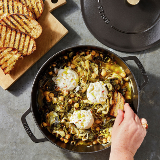 Głęboka patelnia do duszenia z pokrywą Staub Chistera 28 cm black - 6