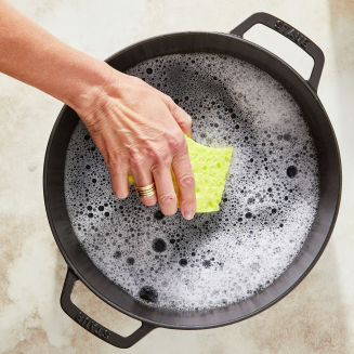 Głęboka patelnia do duszenia z pokrywą Staub Chistera 28 cm black - 9