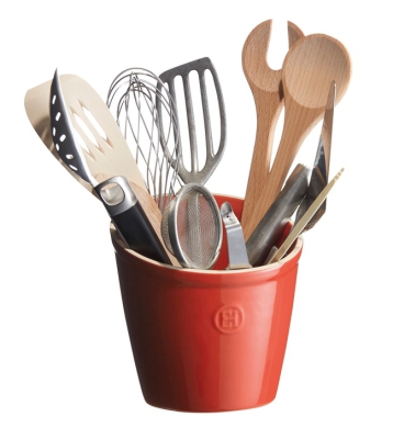  Emile Henry red kitchenware container