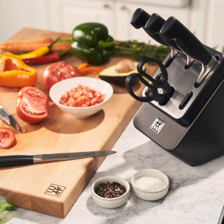 Zestaw 3 noży Zwilling Four Star: Nóż do warzyw + Uniwersalny + Szefa - 6