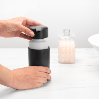 Dozownik do mydła w płynie Brabantia ReNew Dark Grey - 6