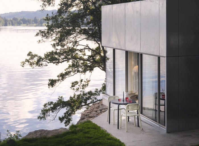 Meble ogrodowe Fatboy Toni. Kolor, lekkość i nowoczesny design w Twoim ogrodzie.