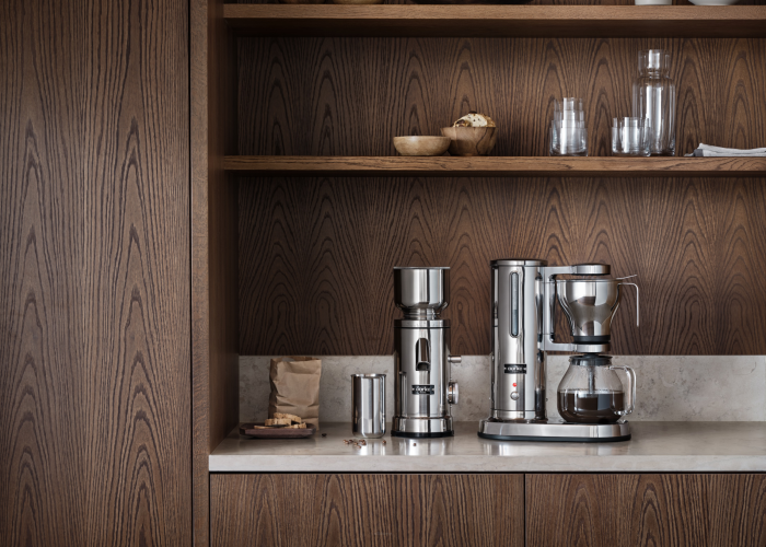 Przelewowy ekspres do kawy Aarke. Minimalistyczna forma i profesjonalna ekstrakcja z certyfikatem ECBC.