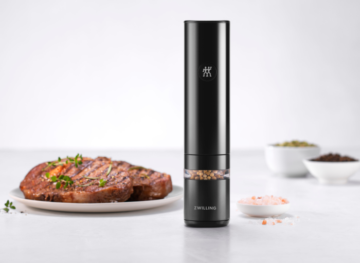 Our guide. How to choose a salt and pepper grinder with a ceramic mechanism.